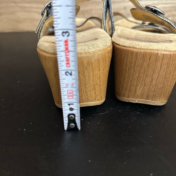 Dankso Shoes Womens 8.5 EU 39 Iridescent Blue Leather Double Strap Clog Sandals - Picture 4 of 12